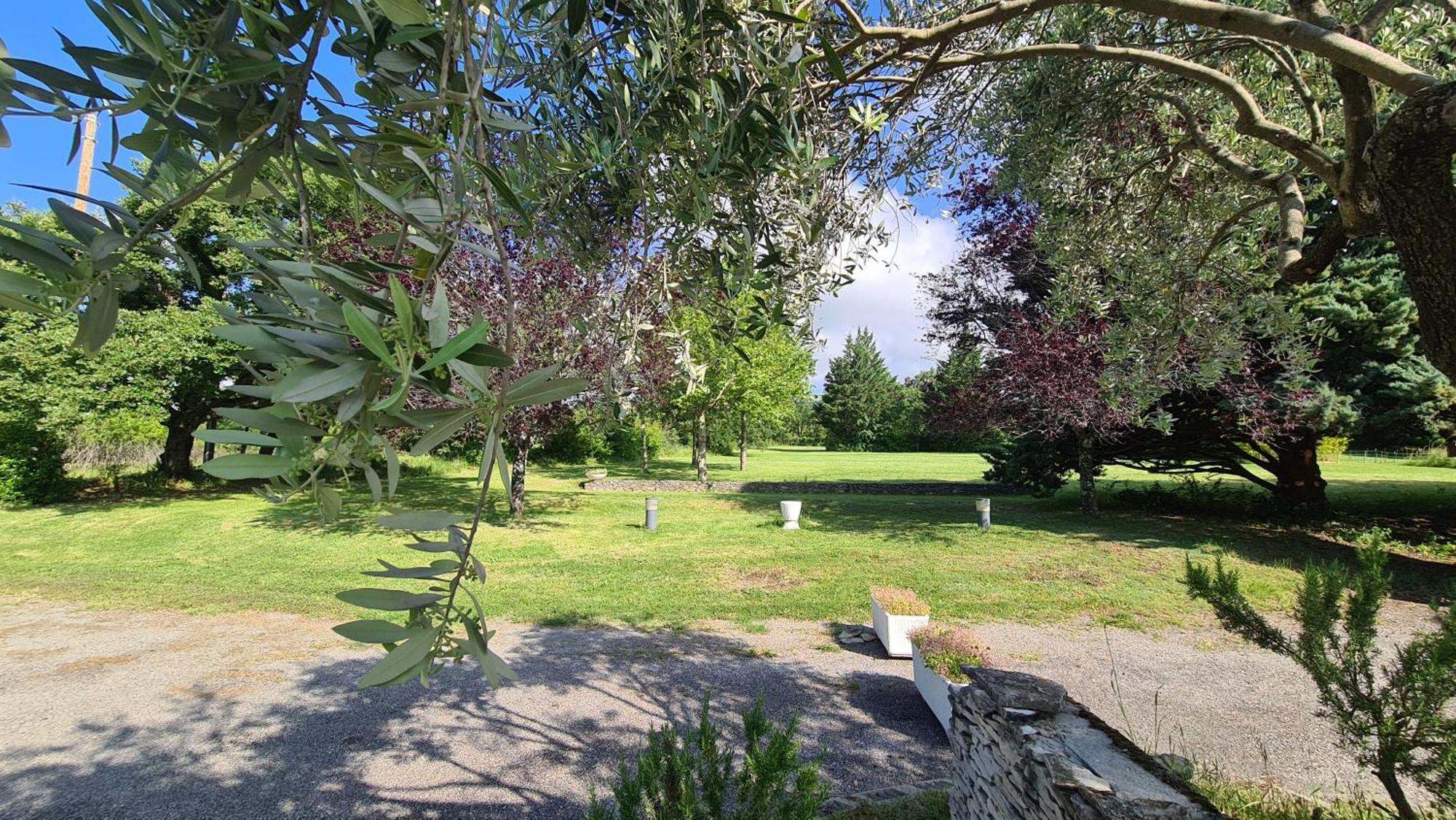 فندق Angeprovence Saint-Étienne-les-Orgues المظهر الخارجي الصورة